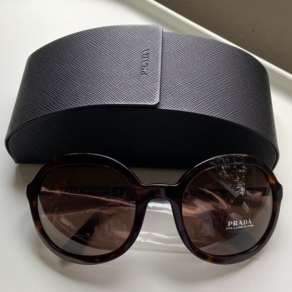 PRADA Sunglasses 0PR 09VS Tortoiseshell Havana Plastic Round Sunglasses NIB - Picture 2 of 11